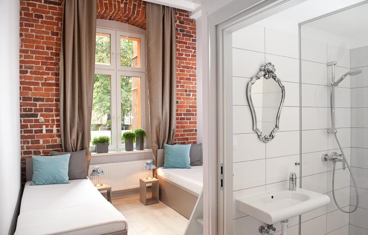 Moho M Vandrarhem Wrocław Exteriör bild